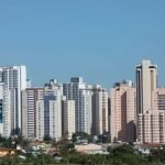 Preço médio de imóveis residenciais tem maior alta em 8 anos, diz Fipe