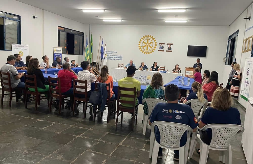 Rotary instala novo clube em Jataí