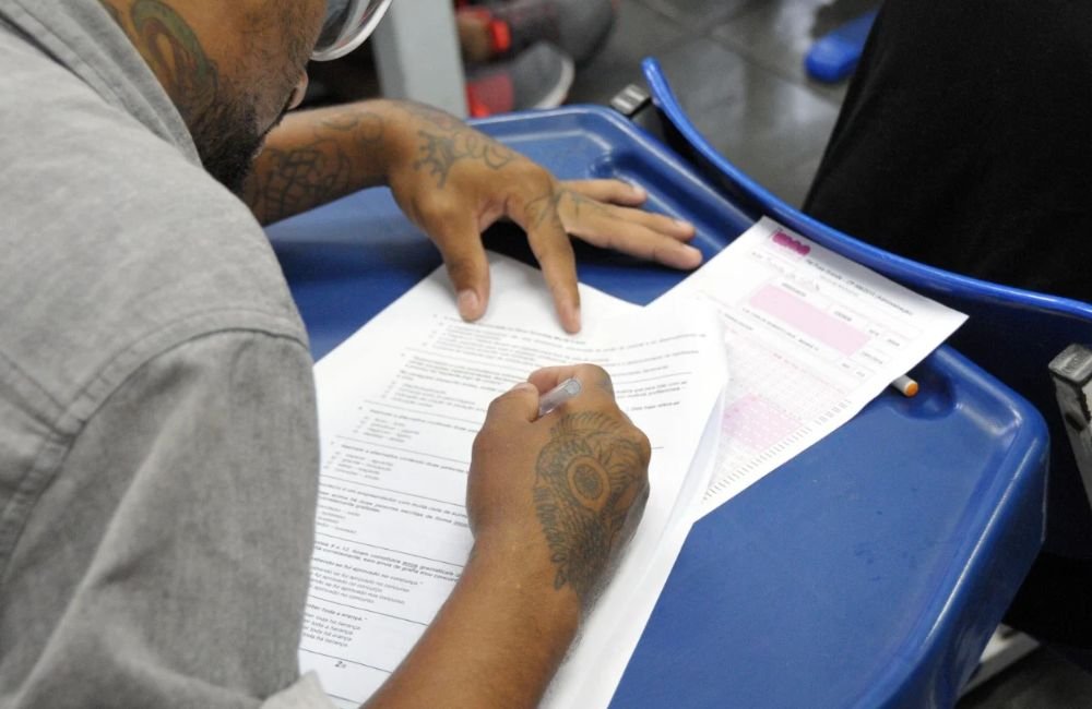 Últimos dias para inscrição no concurso do Governo de Goiás com até R$ 5.576,26 de salário