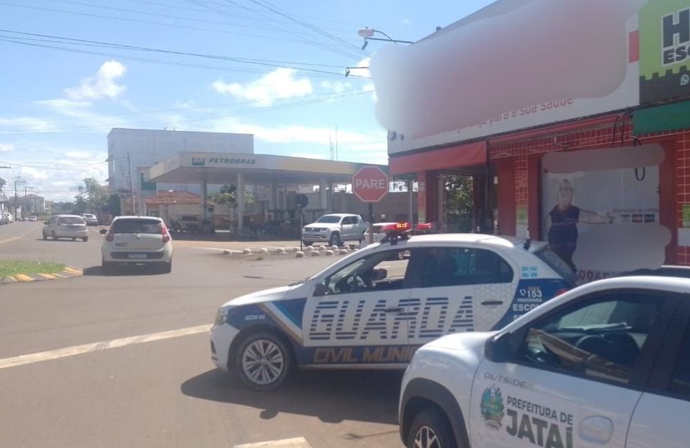 GCMJ prende em flagrante proprietário de farmácia que vendia medicação de uso controlado sem receitas médicas