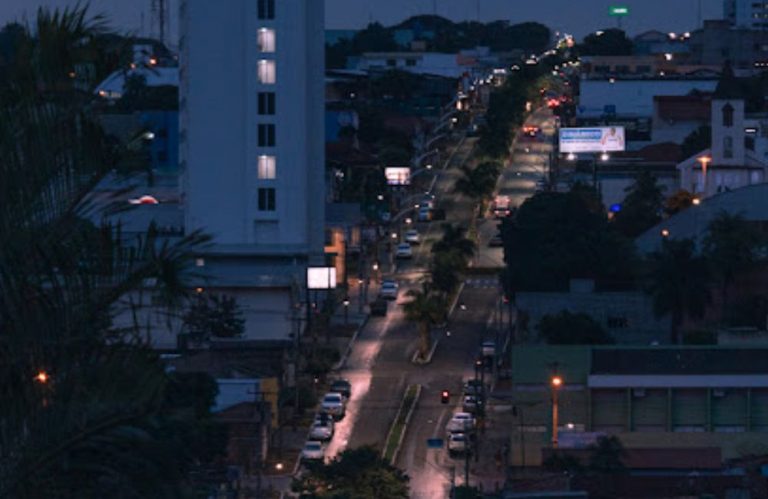 clima tempo previsão jataí goiás prédio avenida transito carros