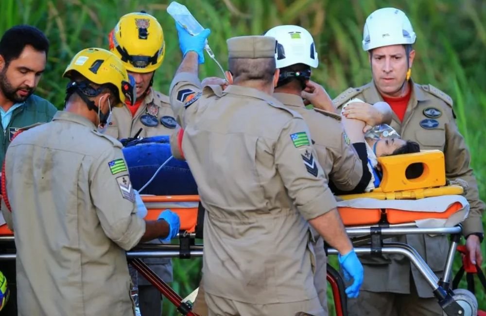 Morre irmã de piloto de avião que caiu em Goiânia, diz hospital