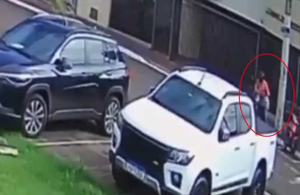 VÍDEO: Proprietária de motocicleta faz apelo à população de Jataí após furto