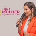 Da desmotivação à liderança a inspiradora jornada de Adriana Freitas em busca de crescimento pessoal e profissional no Grupo Luzz