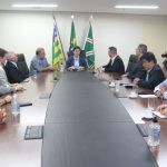 Daniel Vilela abre tratativas com chineses para instalação de montadora de tratores em Goiás