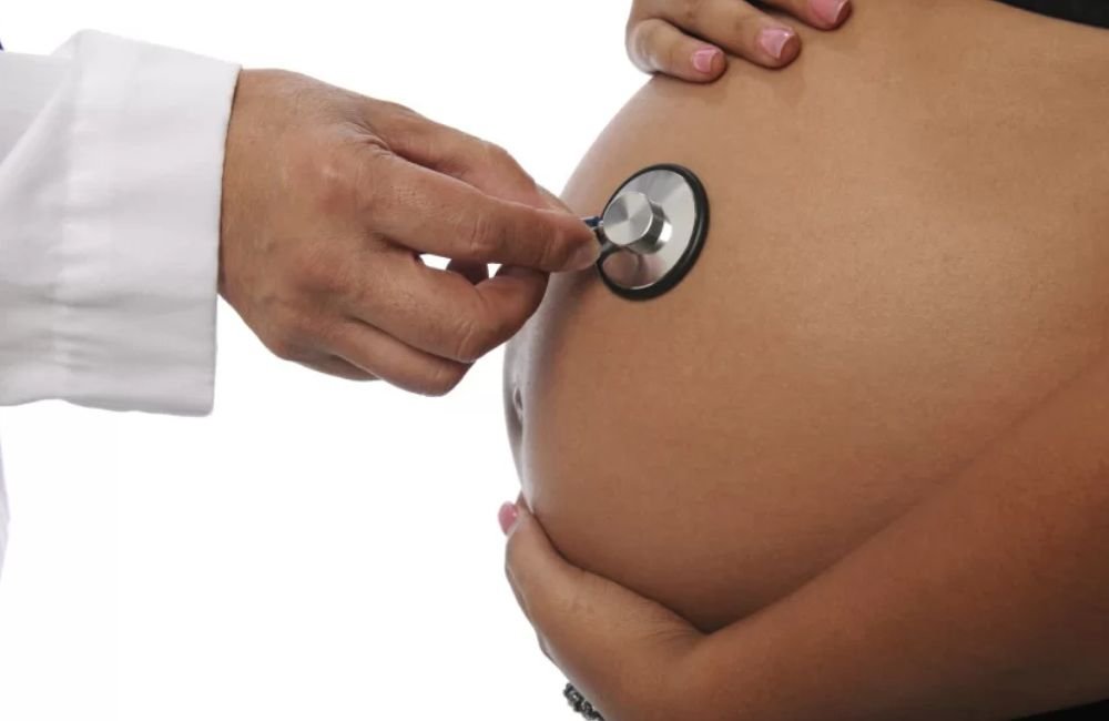 Diabetes gestacional representa riscos para mãe e bebê. Veja cuidados