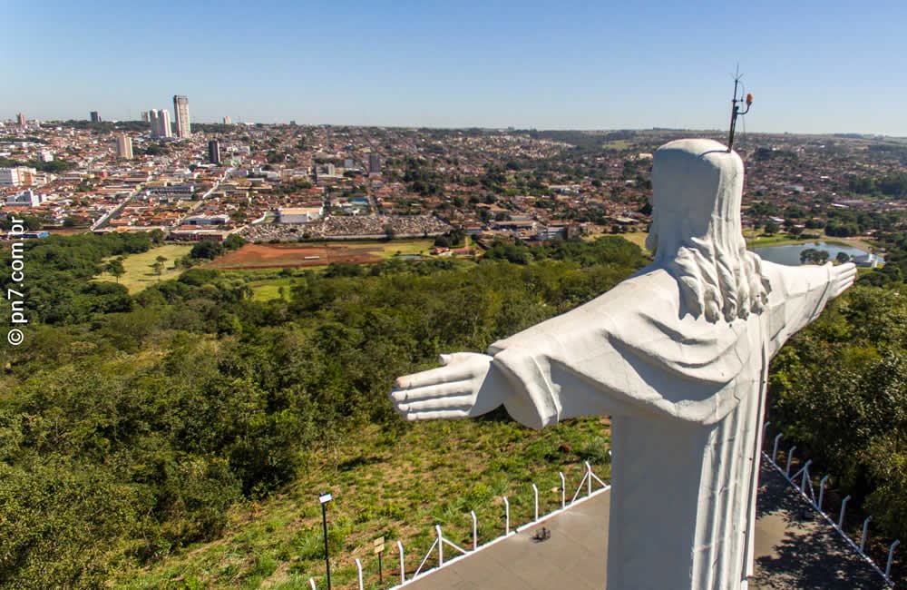 cristo jatai goias vista