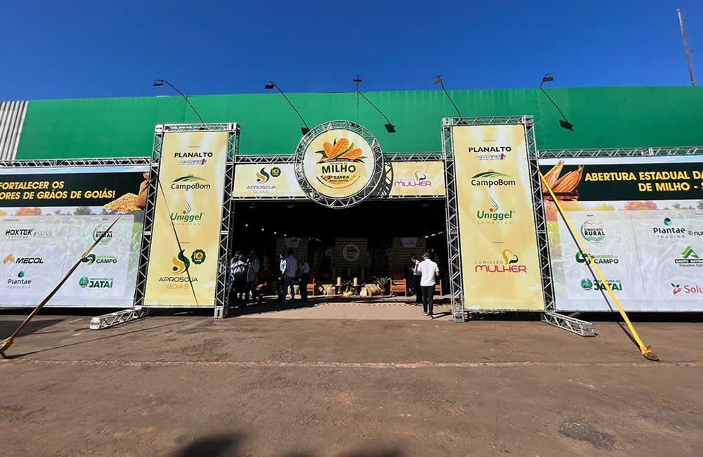 Cobertura Ao Vivo: Abertura Estadual da Colheita de Milho da Safra 2023 em Jataí, Goiás