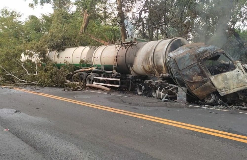 BRs de Goiás registram 18 acidentes, com 5 mortes e 15 feridos no fim de semana