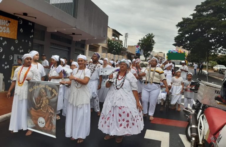 Grupos religiosos de matriz africana denunciam intolerância religiosa em Desfile Cívico Militar em Jataí