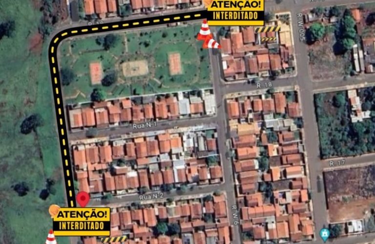 Trânsito Temporariamente Interditado na Rua Paulo MachadoW7