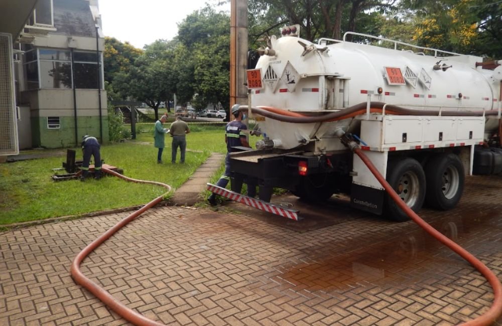 UFJ encaminha resíduos de formol para tratamento e disposição final ambientalmente adequada