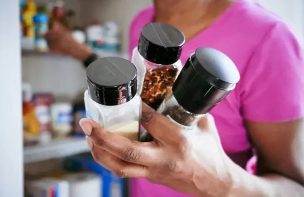 Veja um tempero gostoso que ajuda a emagrecer e acelera o metabolismo