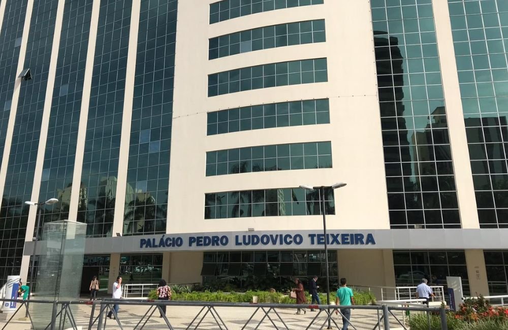 Últimos dias para se inscrever em seleção do Governo de Goiás; salário é de até R$ 11.200