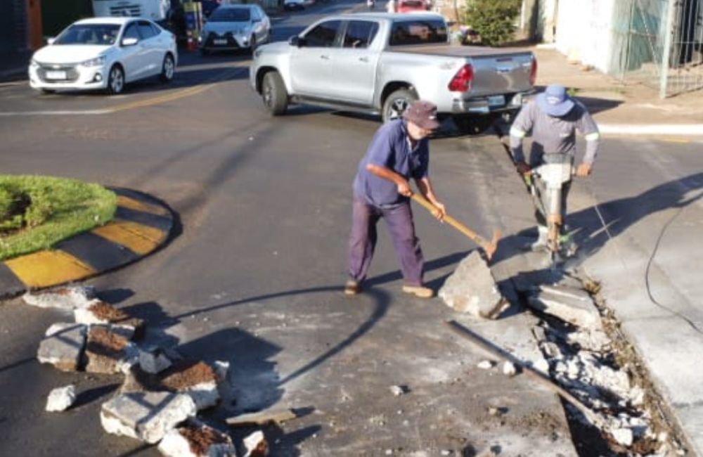 Alerta de Trânsito: Construção de Canaleta no Cruzamento da Rua Salgado Filho com Sebastião R. Cintra
