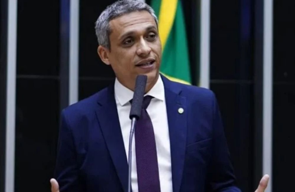 Criada Frente em Defesa das Cooperativas e Pequenos Laticínios sob presidência de Gayer