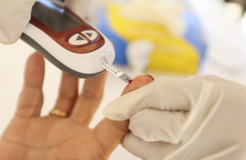 Diabetes aumenta risco de infecções e requer vacinação específica
