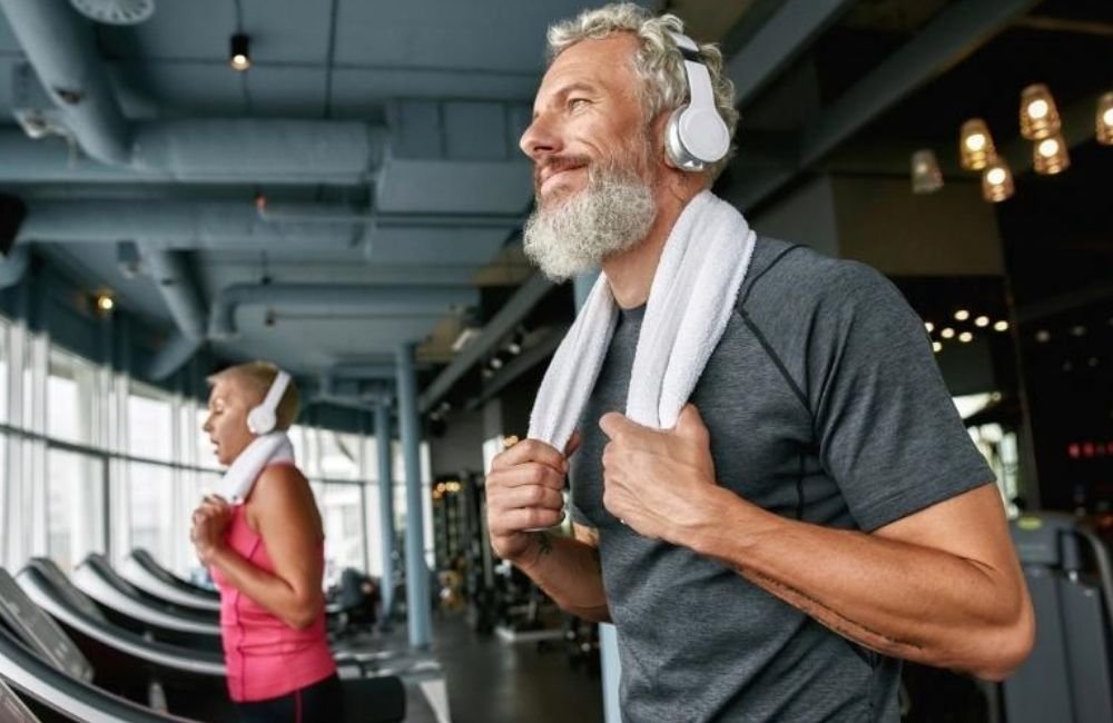 Treino após os 40: evite 6 erros que atrapalham os resultados e a saúde