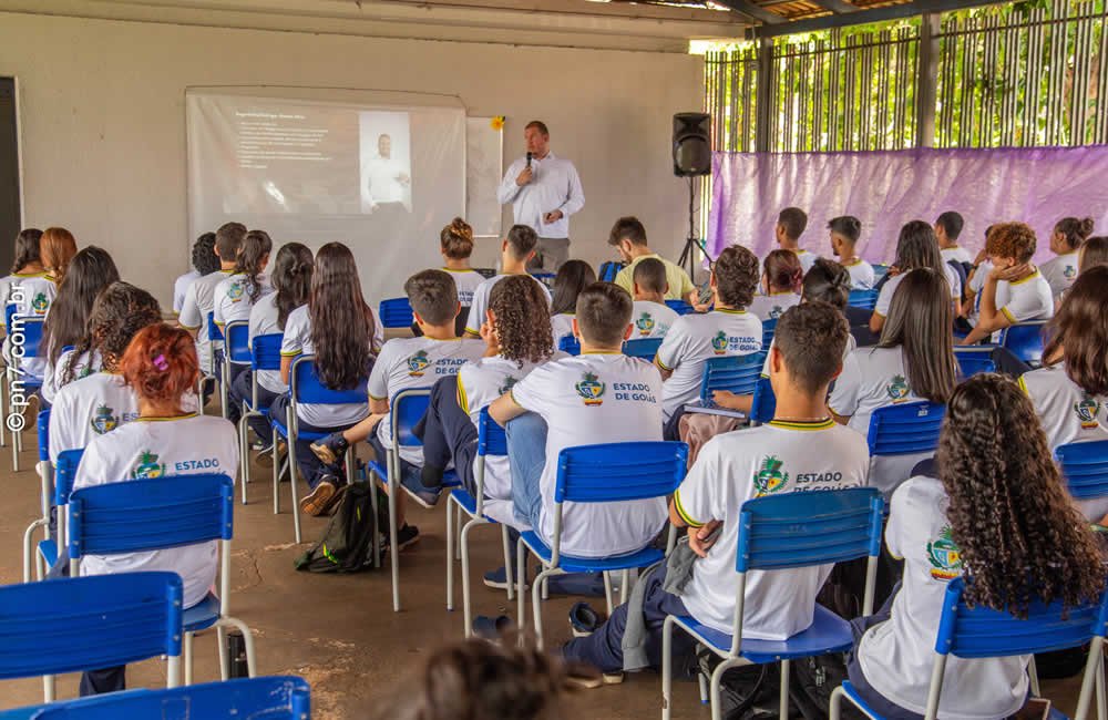 Encerramento do Bate-Papo das Engenharias no Colégio Estadual Alcântara de Carvalho em Jataí