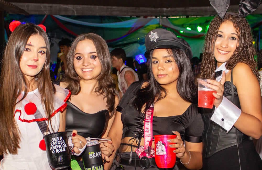 FOTOS | Halloween das atléticas – circo de horrores
