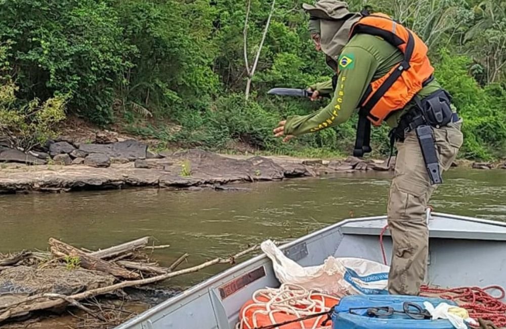 Operação Piracema: fiscais apreendem 99 equipamentos de pesca e uma arma em Goiás