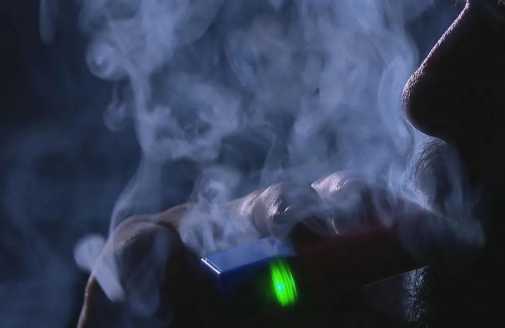 Anvisa avalia se abre consulta sobre venda de vapes; veja o que diz quem é contra e quem é a favor