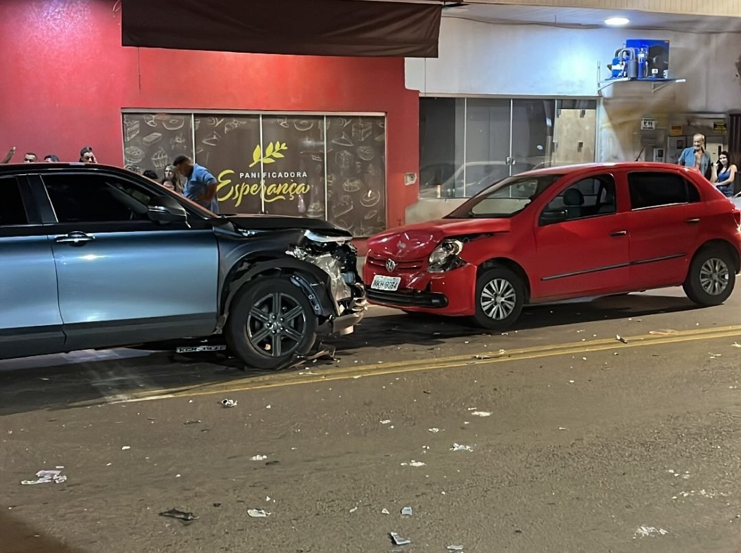 VÍDEO| Segundo Acidente em Jataí em Menos de Meia Hora: Colisão entre Três Veículos