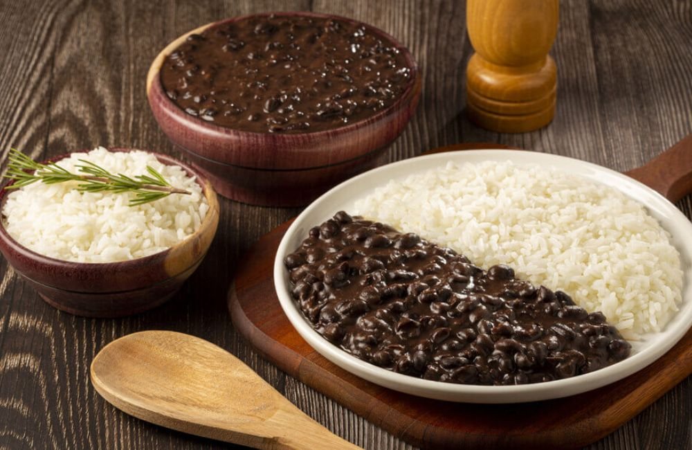 Após arroz subir 18%, feijão deve ficar mais caro em 2024