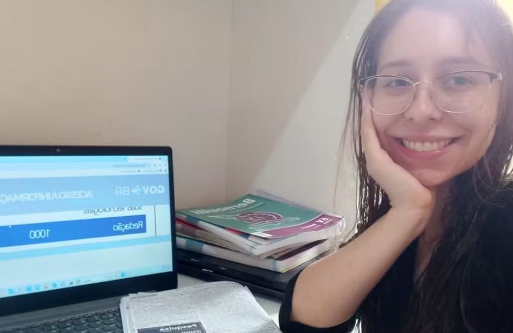Estudante nota mil na redação do Enem 2023 ficou em choque ao ver resultado: ‘Achei que fosse 100’