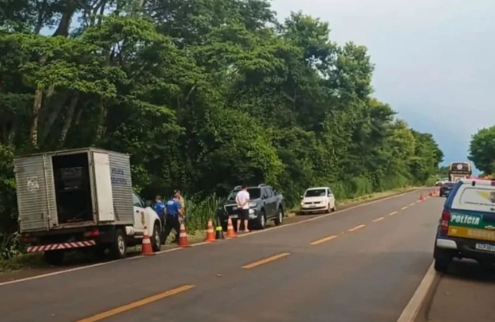 Mulher morre após prestar ajuda em acidente na GO-060