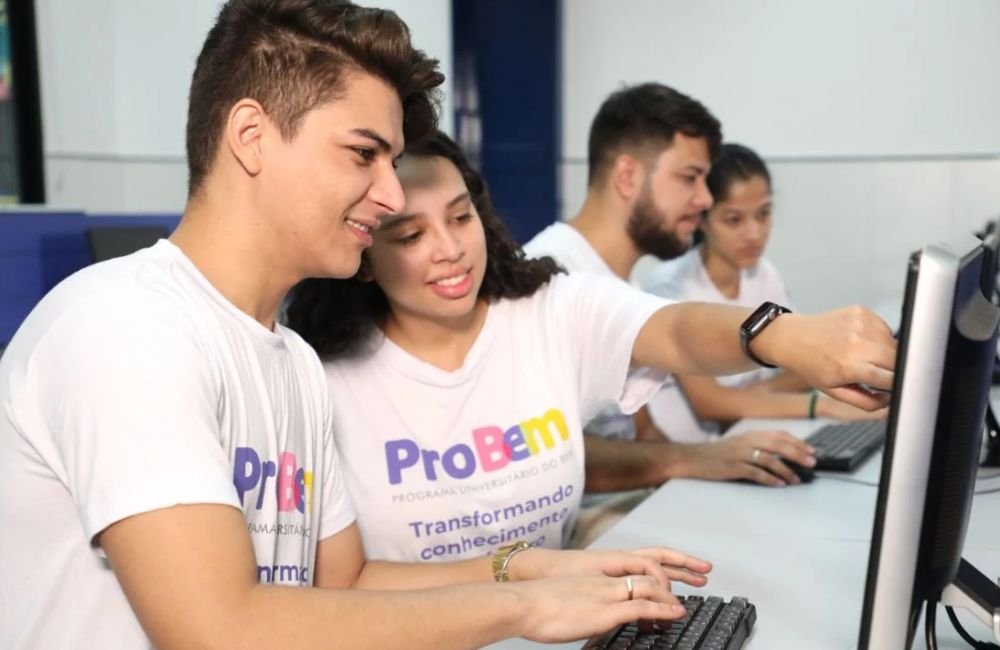Governo de Goiás libera bolsa de até R$ 5,8 mil mensal para quem está fazendo faculdade