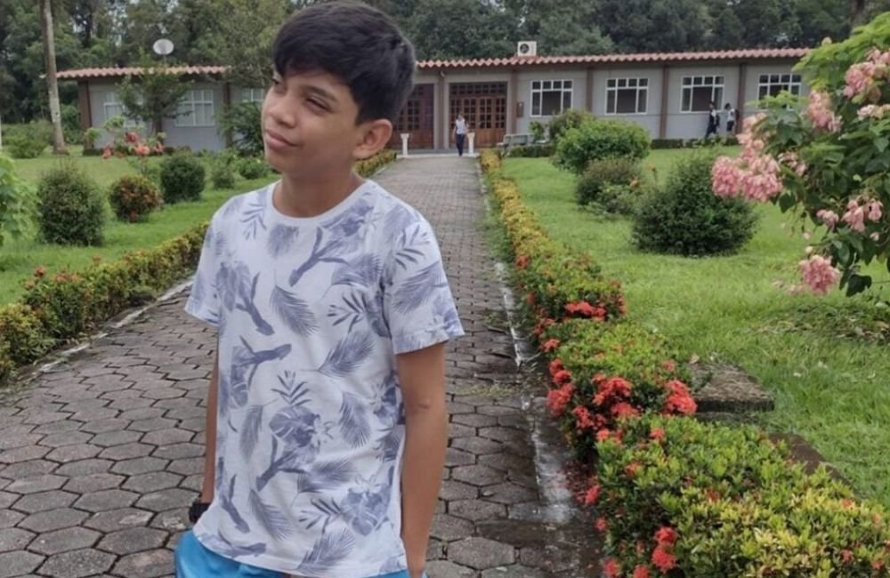 Adolescente teria sido obrigado a cavar a própria cova antes de morrer