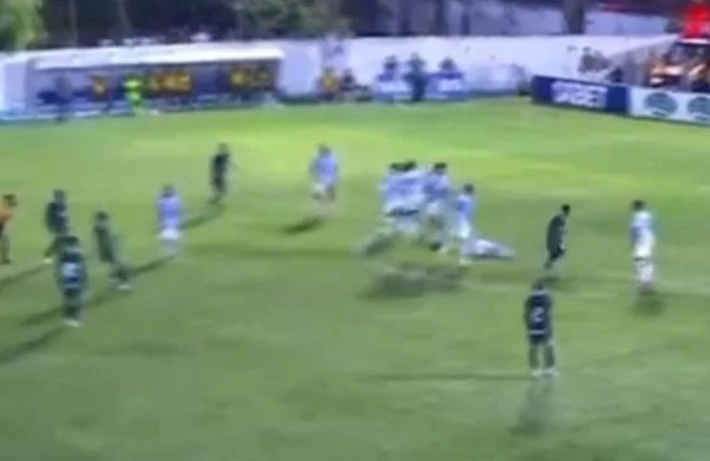 Com golaço de Paulo Baya de falta, Goiás vence o Crac, em Catalão