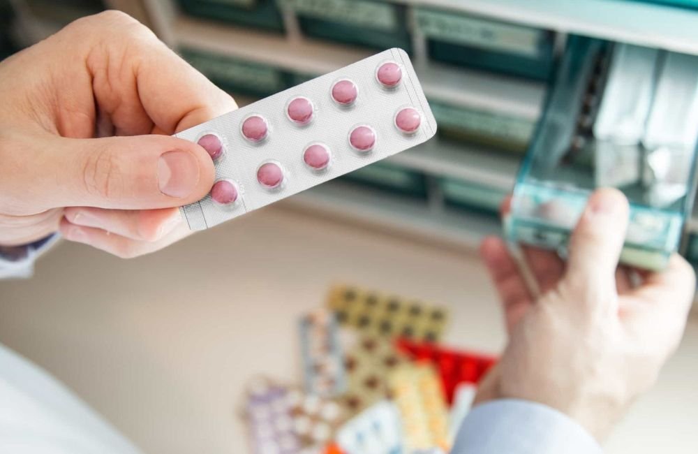 Uso de antidepressivo e analgésico pode provocar acidentes de trânsito, alerta associação médica