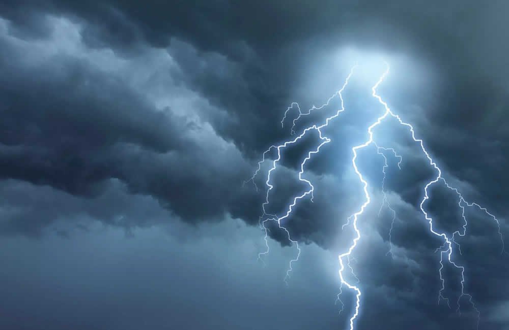 Alerta Meteorológico em Jataí: Ventos Fortes e Chuvas Intensas Previstas!