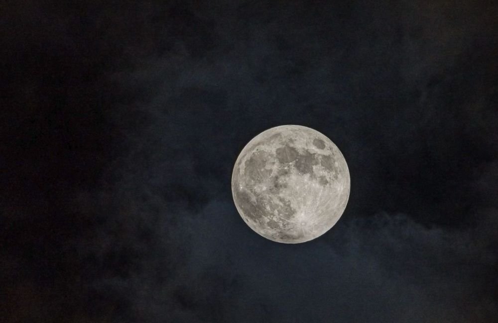 Eclipse lunar promete grandioso espetáculo celestial no final de março