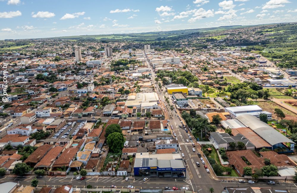 Clima tempo previsão cidade jataí goiás drone ceu azul