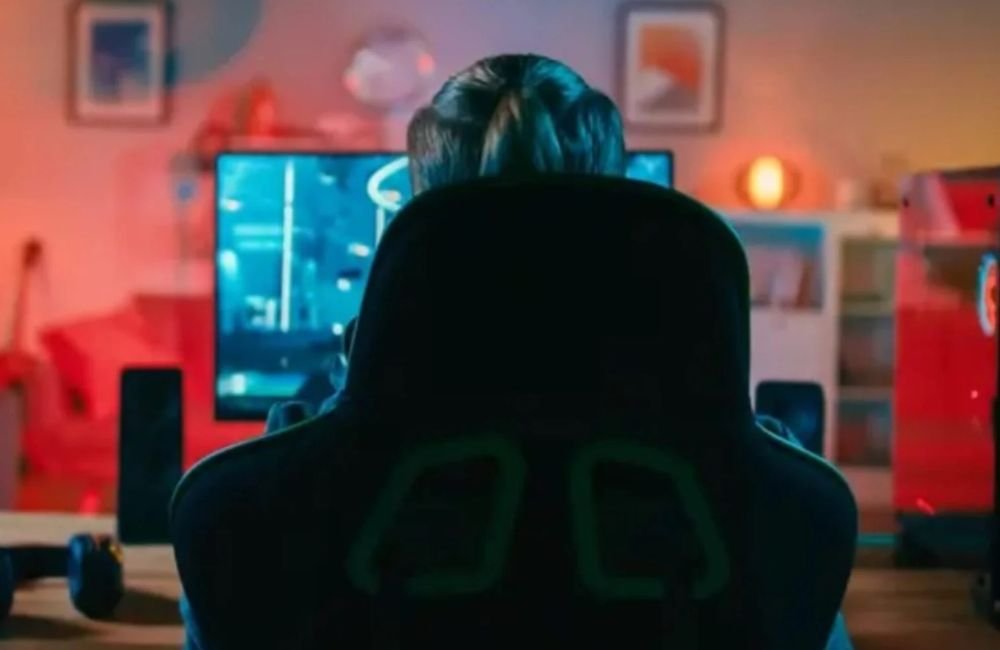 Jovens goianos que sonham em se tornar streamers podem ter bolsas de R$ 2,4 mil e curso gratuito; saiba como