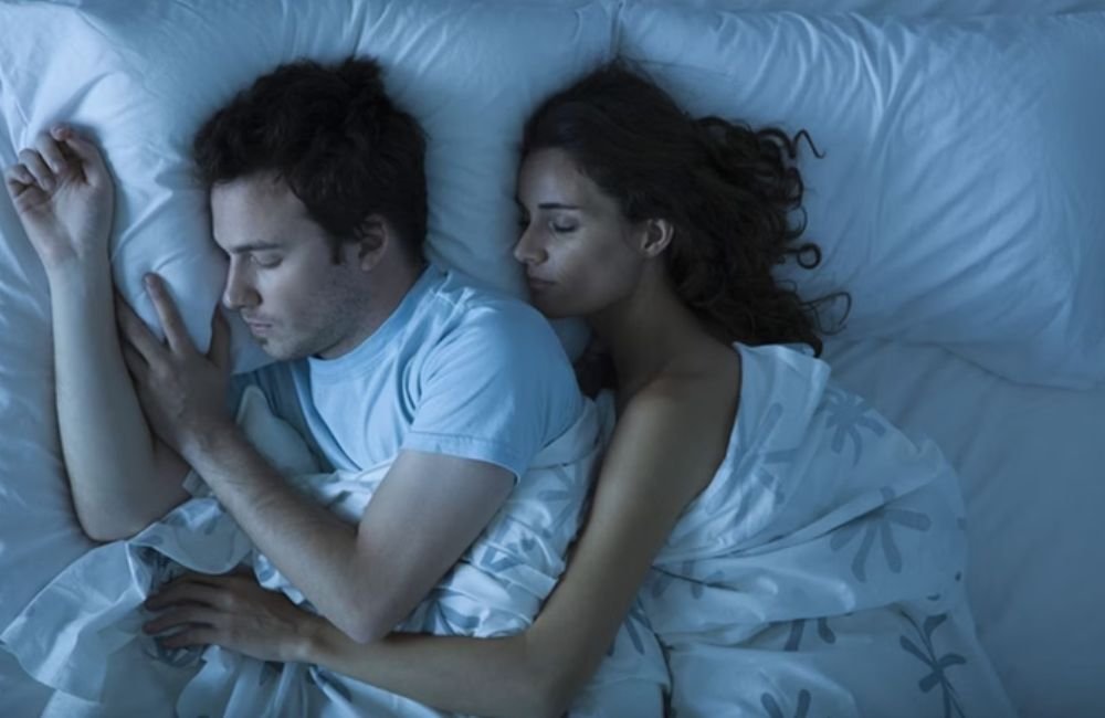 Paixão dá sono? Veja efeitos da ocitocina, hormônio do amor, no corpo