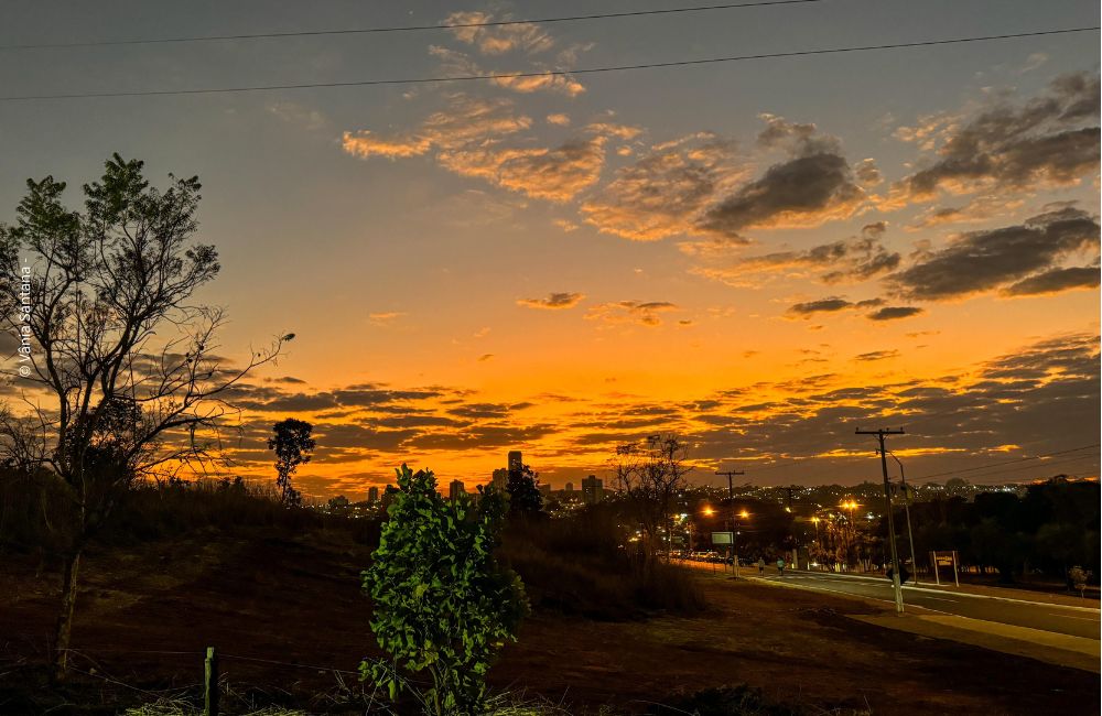 Clima tempo previsão jataí goiás brasil por do sol ceu alaranjado