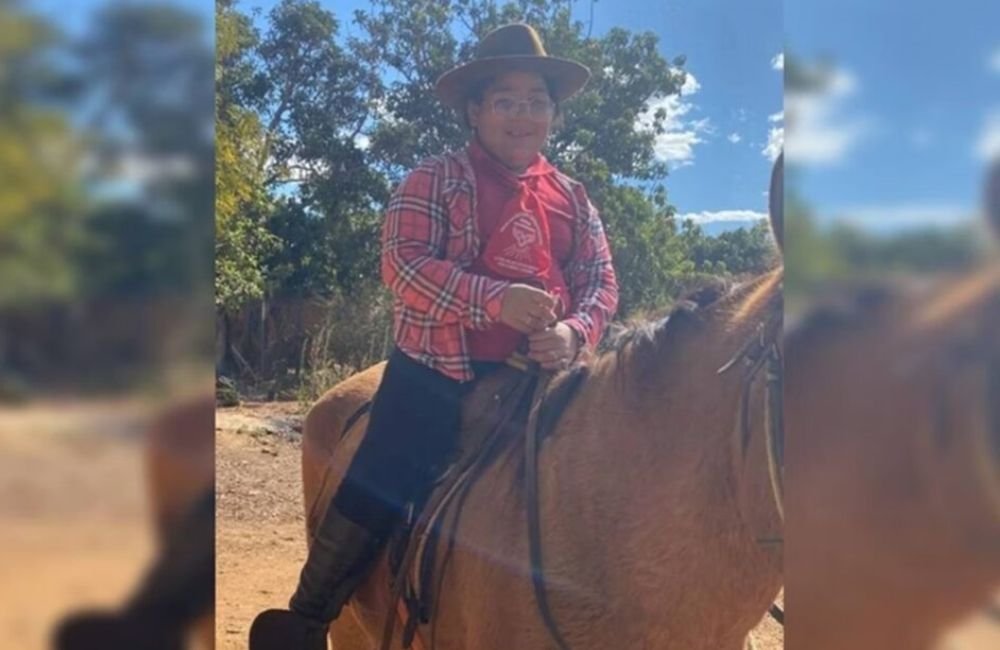 Goiás: mãe fotografou filha minutos antes dela morrer após cair de cavalo que disparou