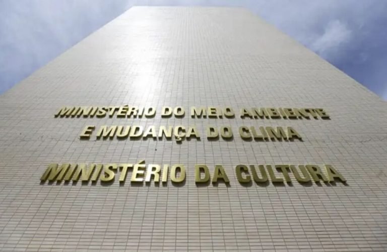 Ministério da Cultura abre processo seletivo com 99 vagas até R$ 6,1 milProfissionais deverão cumprir jornada de 40 horas semanais em Brasília (DF)