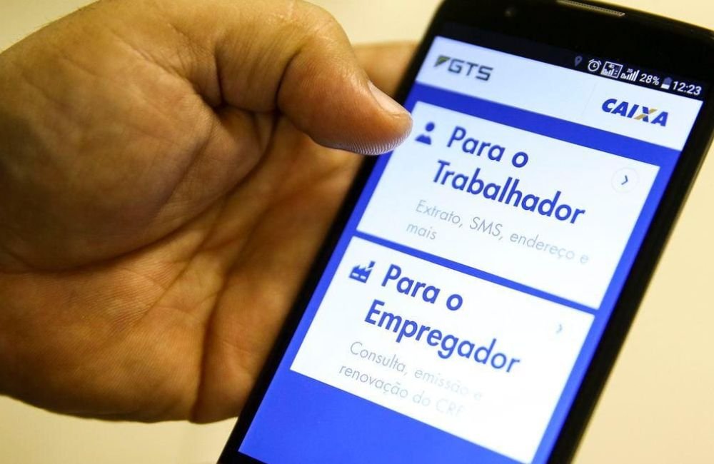 Caixa tem até fim de agosto para distribuir lucro do FGTS aos trabalhadores. Entenda
