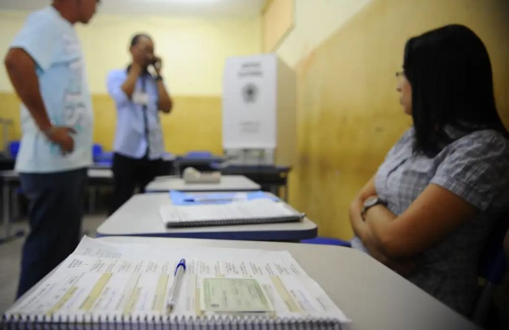Mesários podem pedir mudança de seção eleitoral até sexta-feira (30)