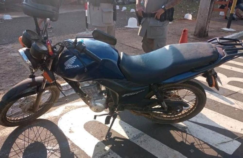 Motociclista é Detido por Embriaguez e Irregularidades na Avenida Veriano de Oliveira Lima