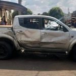 Jovem perde controle de caminhonete e causa colisão em série