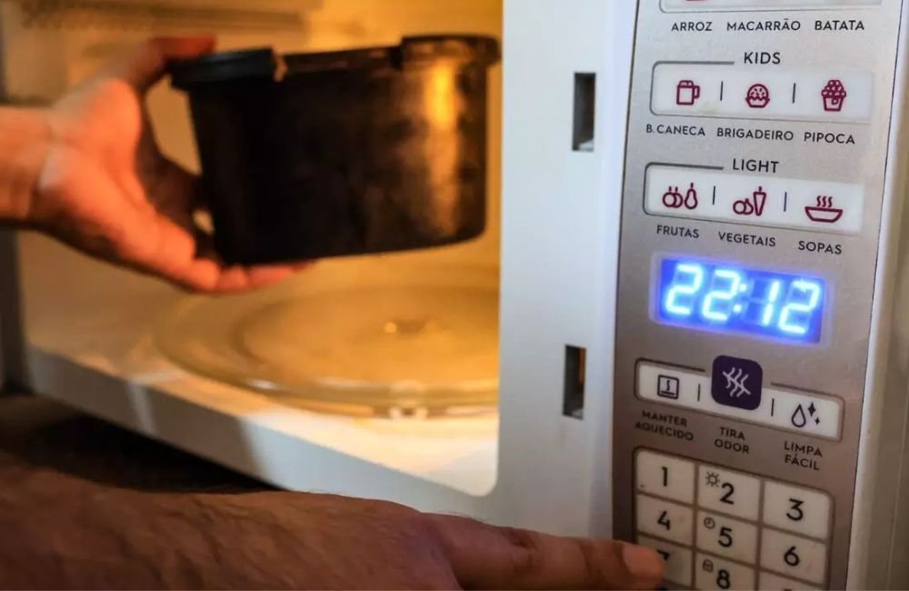 Potes de sorvete podem ser levados ao micro-ondas?
