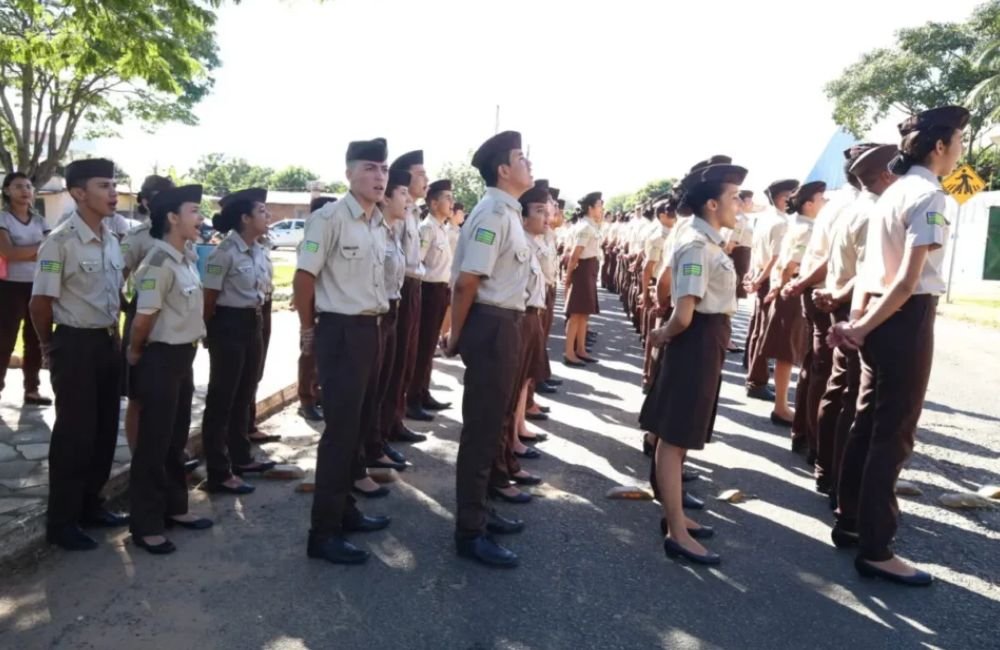 Estudantes de Colégio Militar podem ser expulsos após esquema de fraude em Bolsa-Uniforme