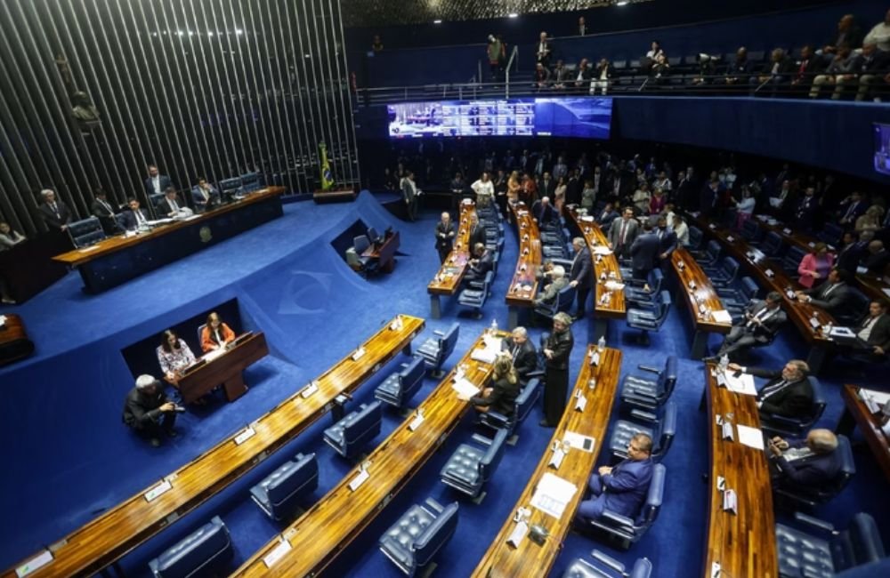 Senado aprova piso salarial de seis salários mínimos para zootecnistas