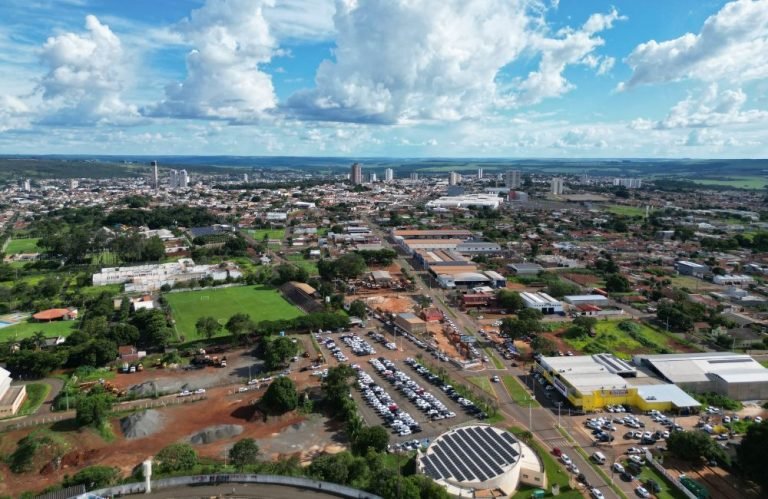 Drone Clima tempo previsão centro de cultura e evento jataí